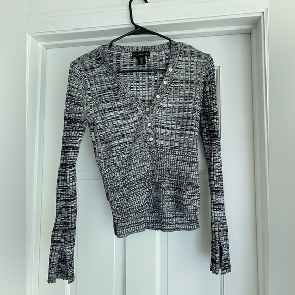 Black grey sweater - Picture 1 of 3